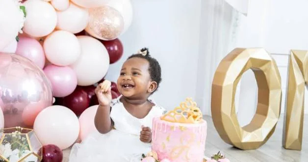 Adorable 1st Birthday Wishes for Baby Girl Niece